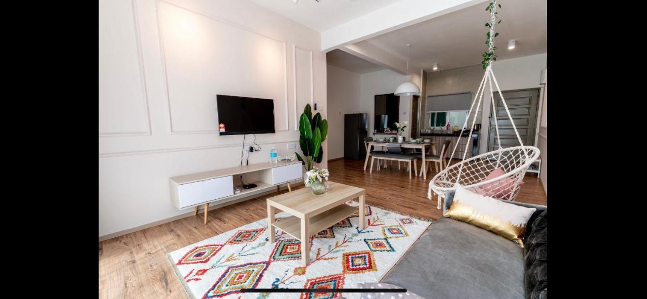 Apartment Retreat At Quintet